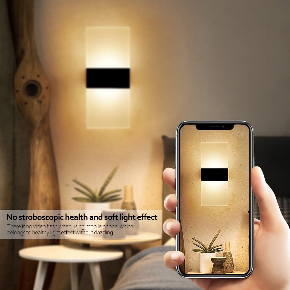 SenseBeam Wall Light